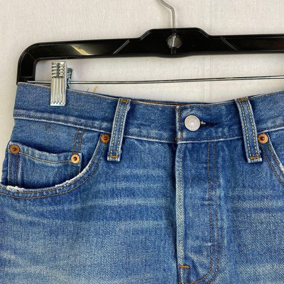 LEVI'S 501 Frayed Button Up Short - Picture 2 of 5